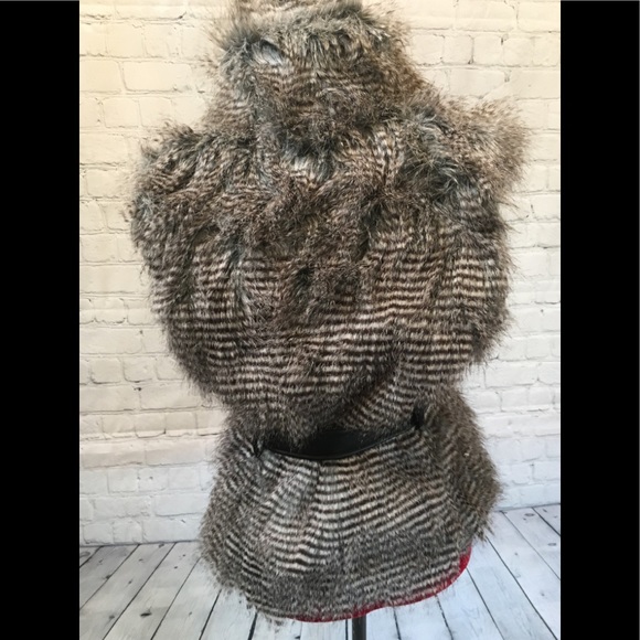 Gianfranco Rossi Faux-Fir Vest - large - Picture 5 of 7